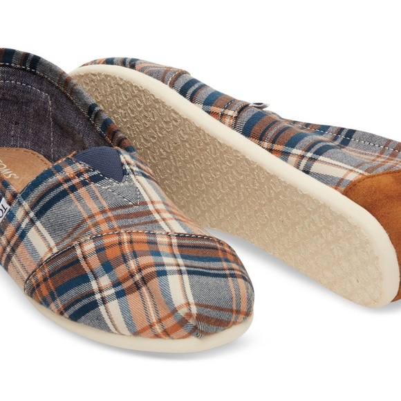 Toms Other - TOMS brand new NWOT plaid slip on canvas shoes